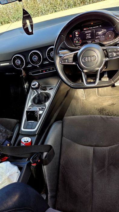Audi TT modelul NOU după 2015 2.0tdi Ultra 184CP Euro 6
