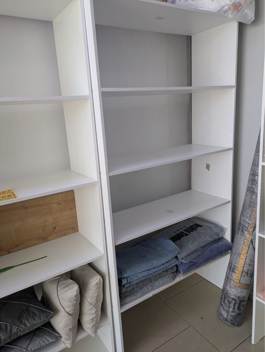 Продам стелажи для товаров