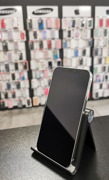 IPhone 12 Pro / Graphite/Silver / 128 GB / DeluxGSM