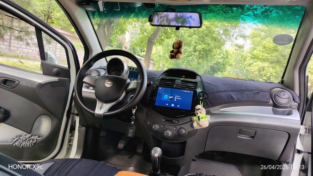 Chevrolet Spark 2015 года