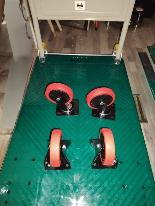 Cărucior cu platforma pliabil