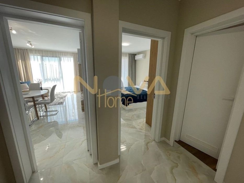 2-стаен в Варна, област-к.к. Св.Св. Константин и Елена площ 64 цена 1