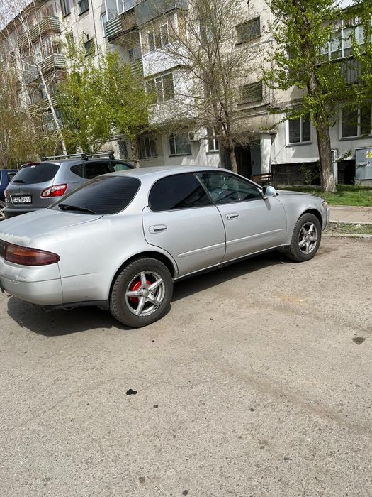 Продам машину  срочно