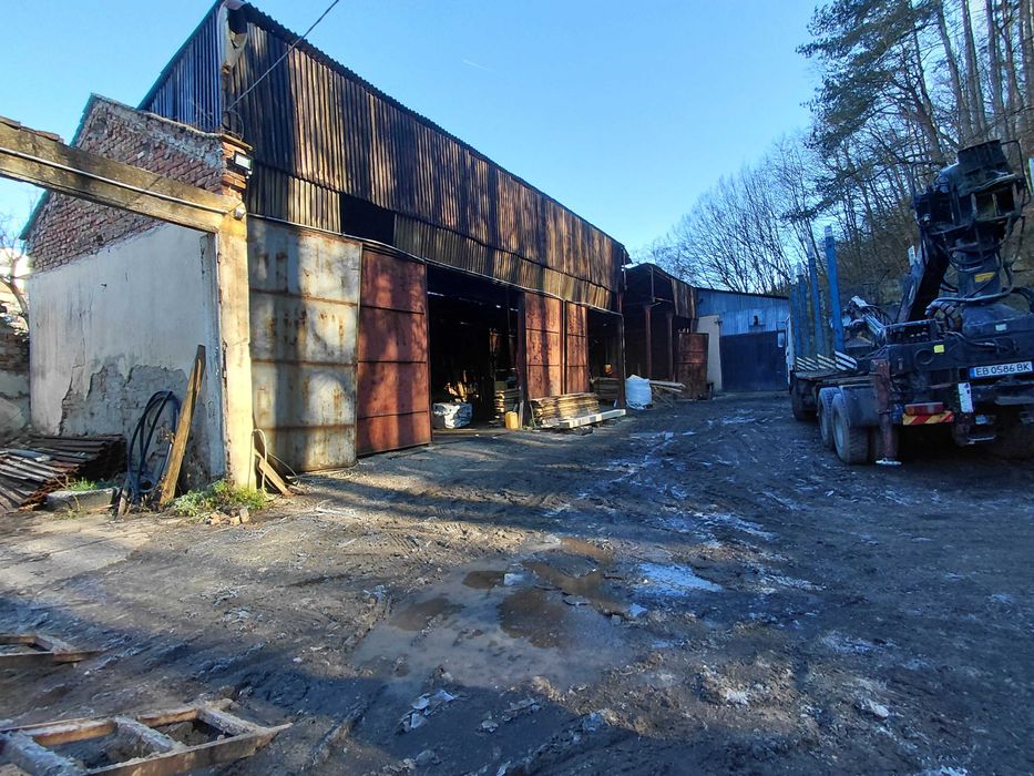 Промишлен имот - отлична локация