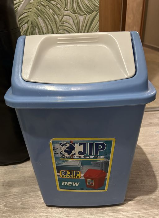 Мусорное ведро