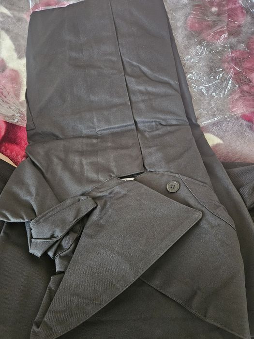 Берцы и ушанки военный вещи