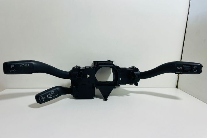 Bloc Lumini  Ansamblu manete 8E0953513 A / 8E0953513A / KL001104401 A