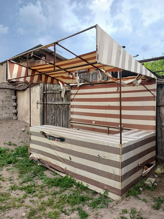 Железная прилавка