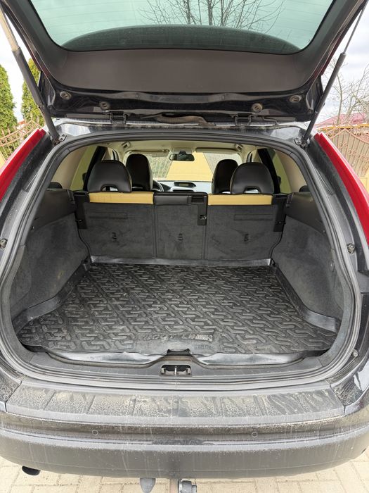 VOLVO XC60 2010 — imagine 2
