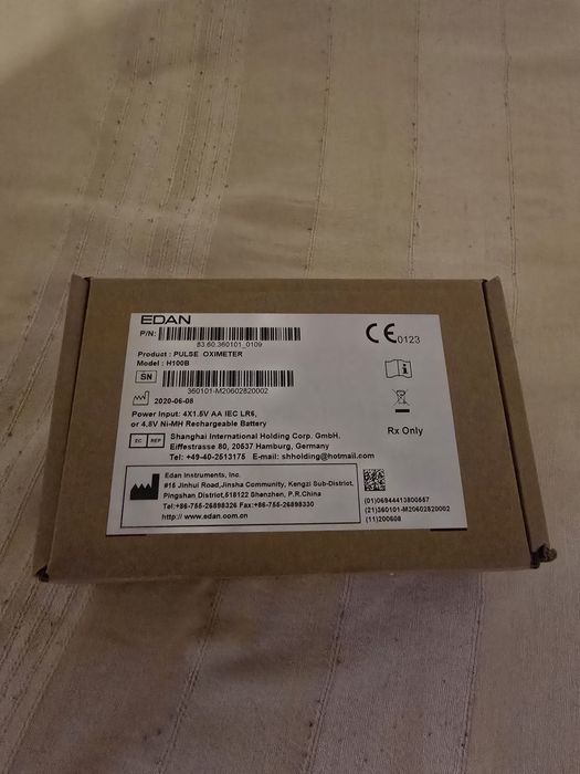 Pulsoximetru profesional de mână EDAN H100B NOU