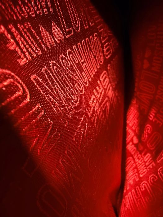 Оригинална дамска чанта Moschino