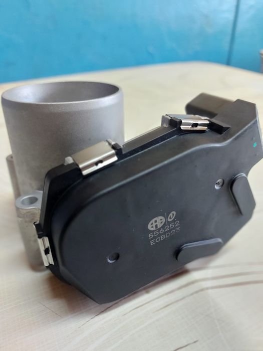 Clapeta acceleratie VW Golf 6 1.4 tsi benzina  cod 03C 133 062 T