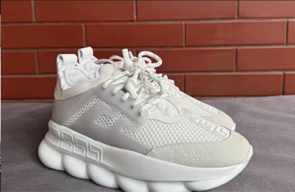 Versace Chain Reaction