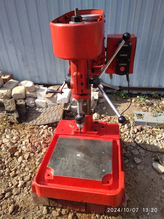 Продам сверлильный станок НС 12