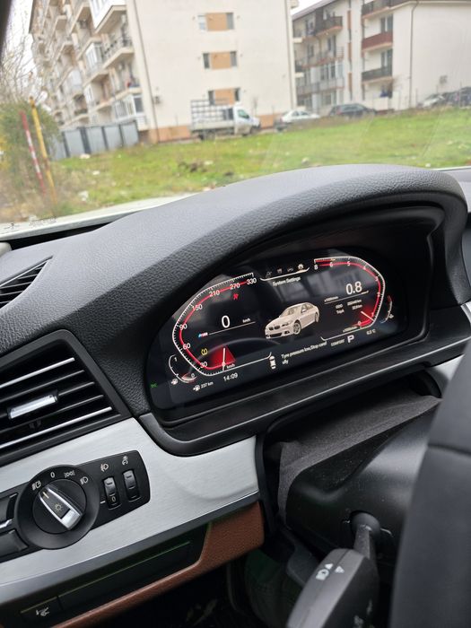 Bord digital pentru BMW
