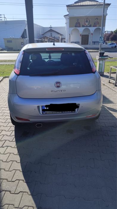 Vând fiat punto multi jet