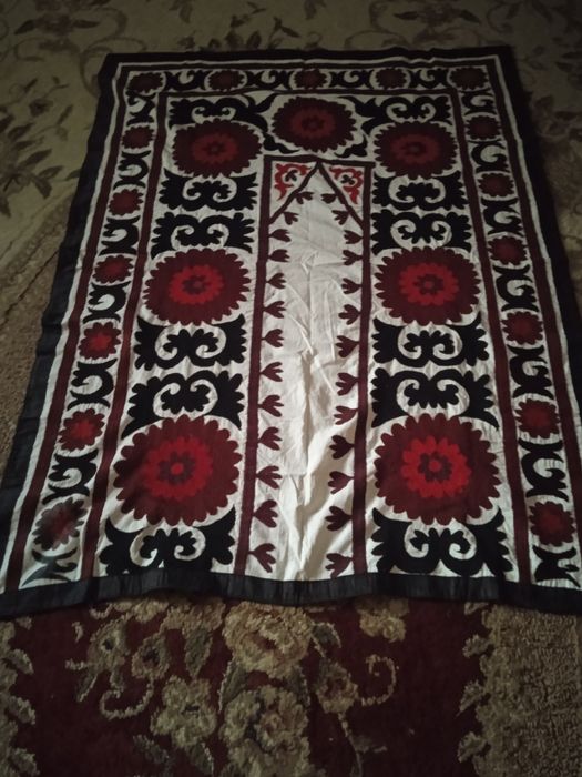 Qadimgi suzani ,tun va paranji