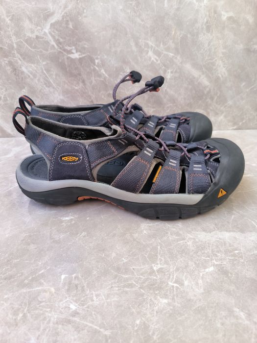 KEEN Сандали номер 45