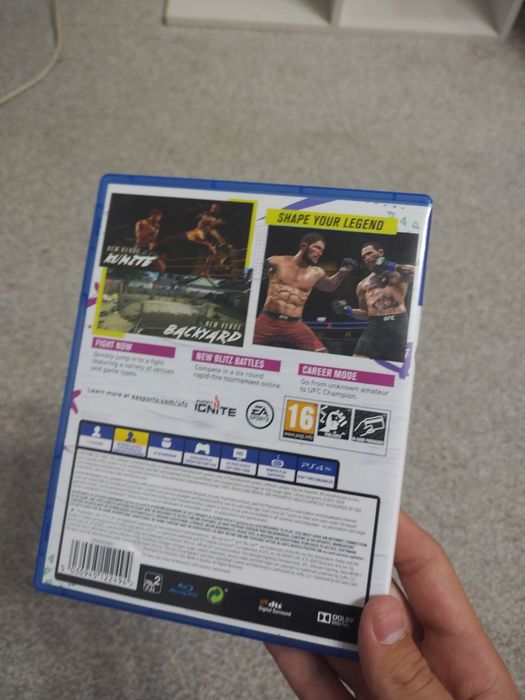 UFC 4 на Playstation 4