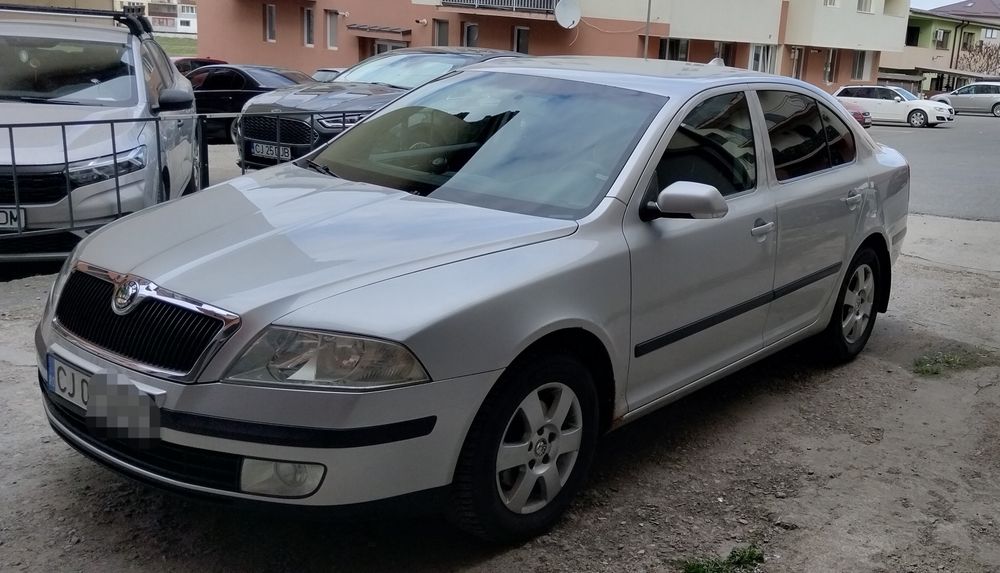 Vând Skoda Octavia 2