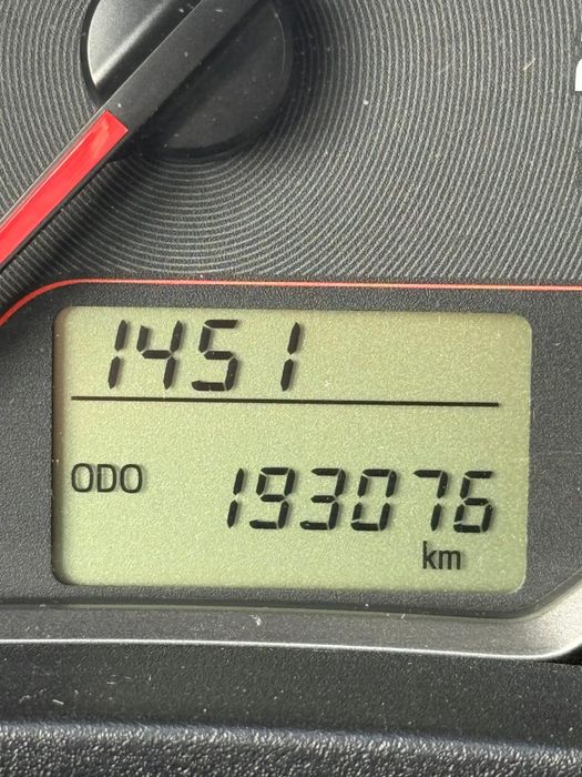 Vând Toyota yaris 1.4 diesel