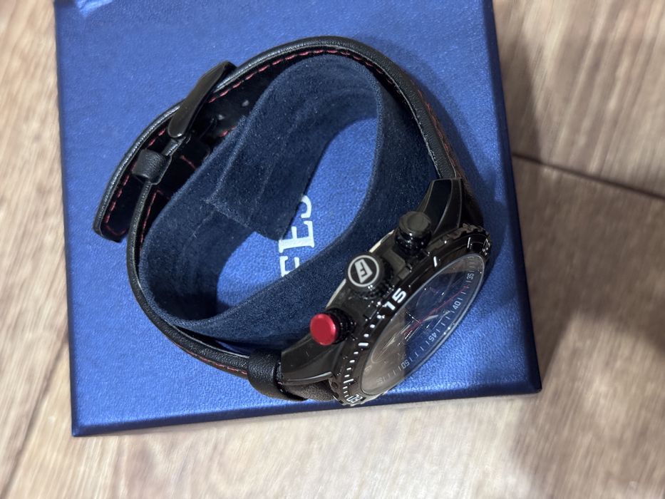 Ceas Festina barbatesc Nou,nepurtat Model negru,sport/elegant