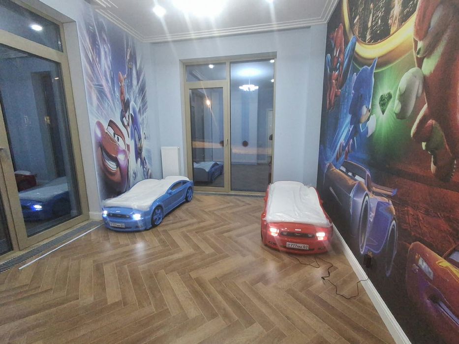 Детская кровать, машина