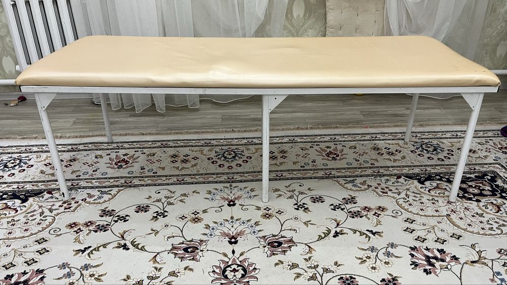 Кушетка для массажа