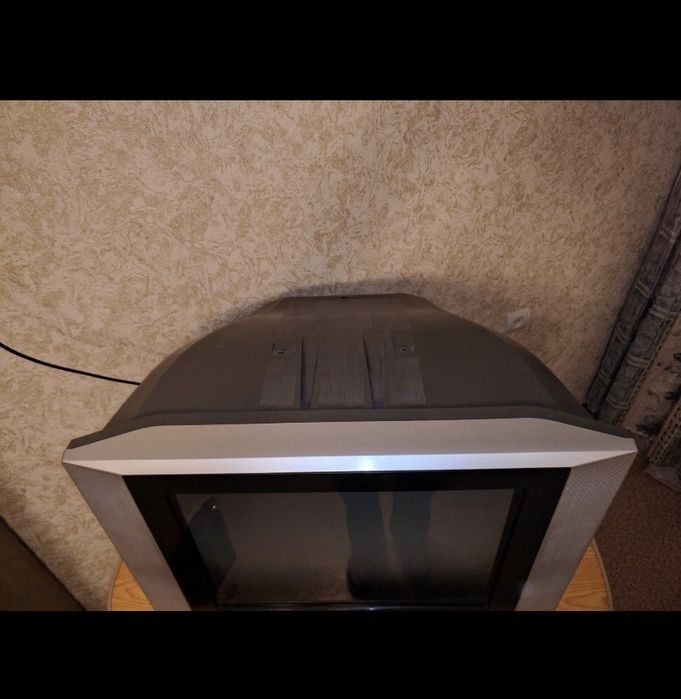 Срочно продам Телевизор