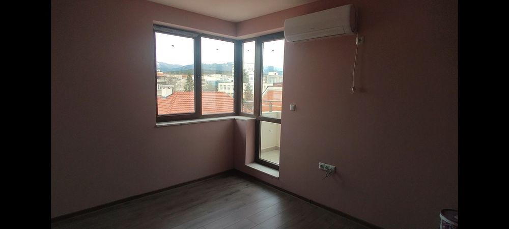 Продава се Тристаен апартамент в Казанлък - 110 кв.м за 1372 €/кв.м - Снимка #7