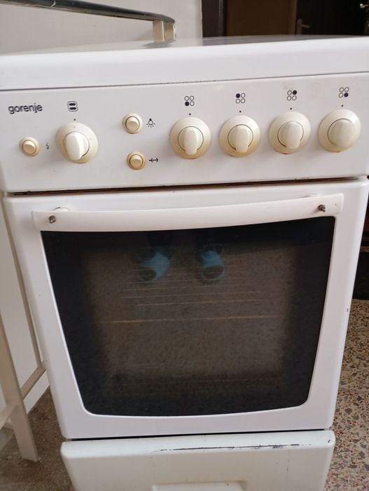 Aragaz de vânzare arata foarte bine