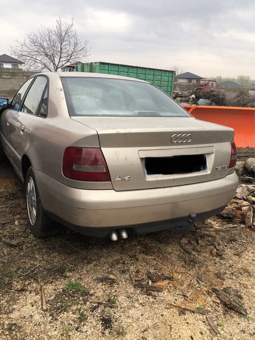 Dezmembrez Audi A4 B5 1.9 AVG