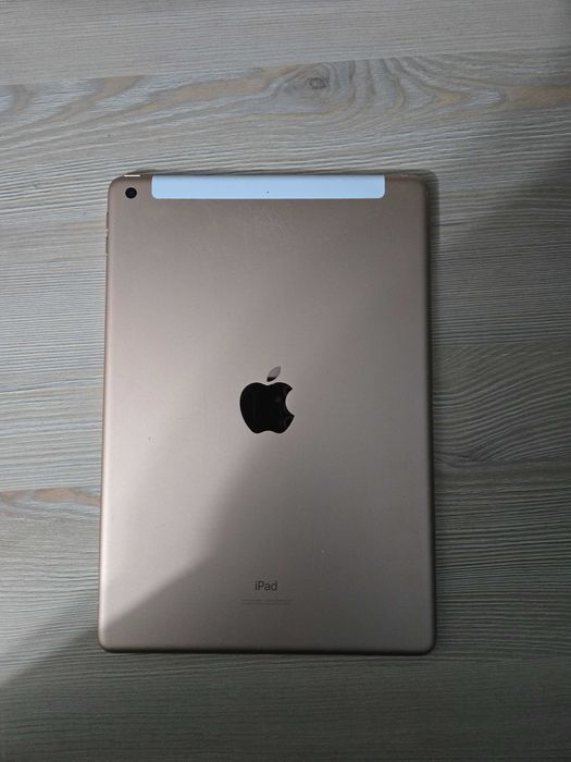 Tableta iPad generatia a 7 a 32gb