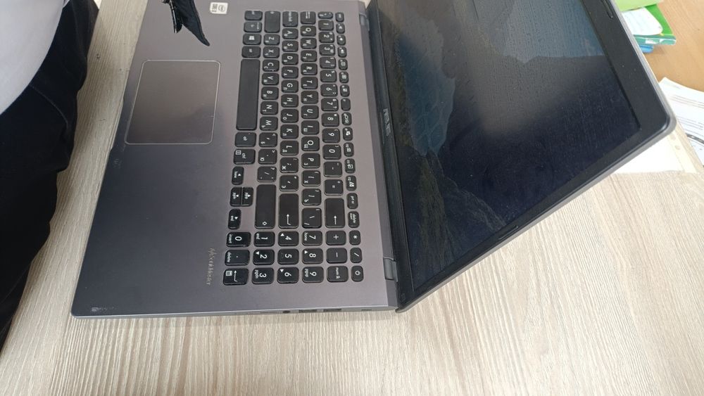 Asus X509JA RAM 8, SSD 256