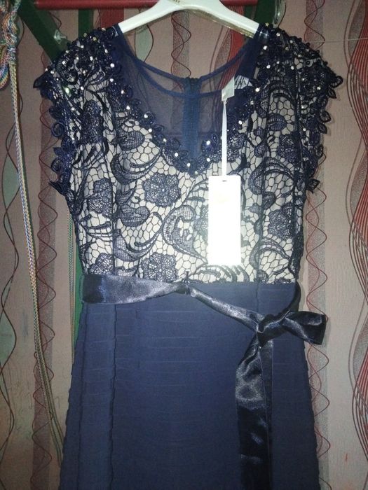 Платье вечернее,можно на выпускной