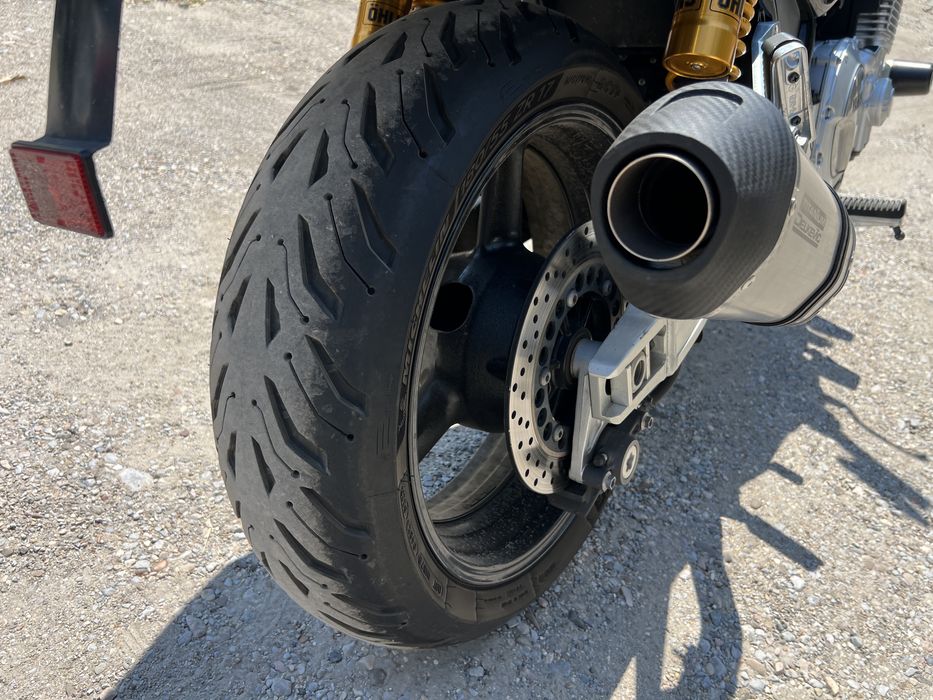 Motocicleta Yamaha XJR 1300