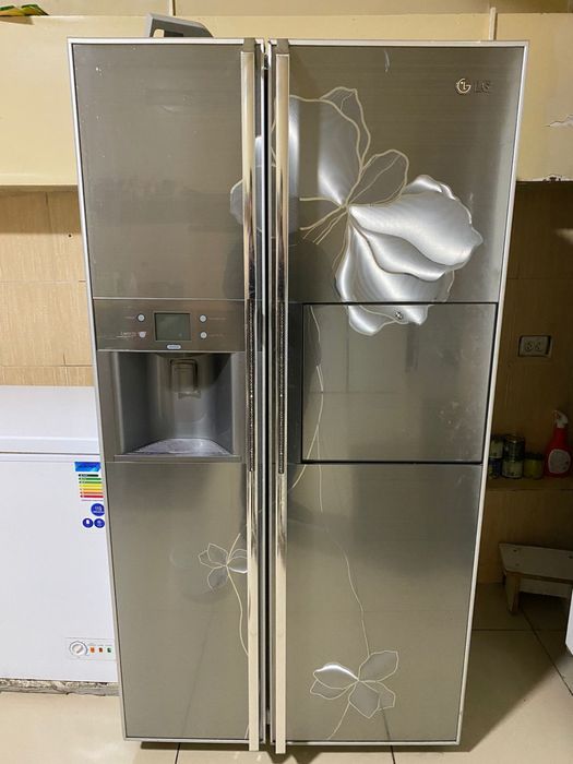 Холодильник продается