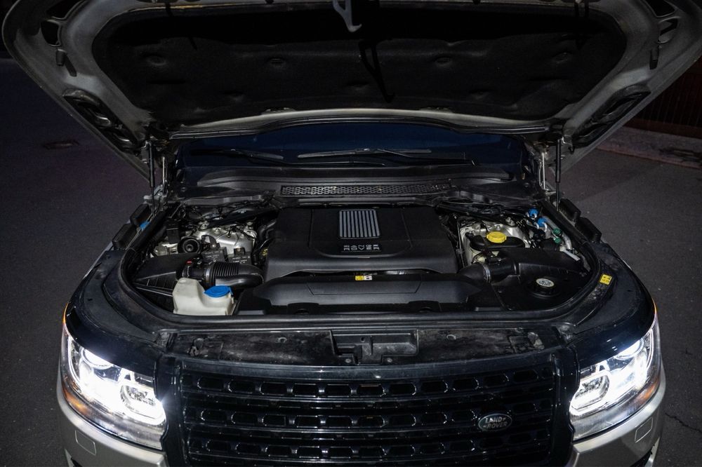 Land Rover Range Rover AUTOBIOGRAPHY 4,4 SVD8 4x4 340cp e5