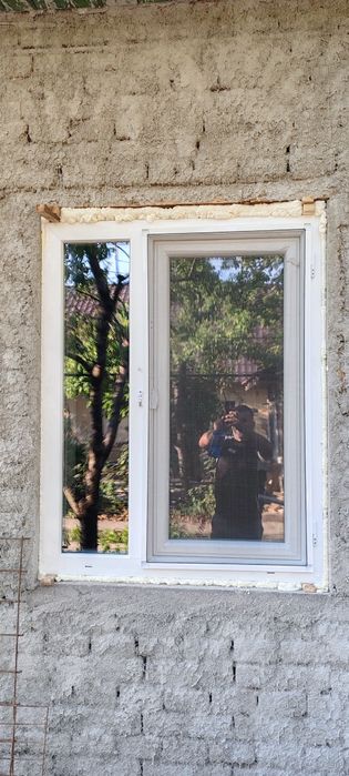 Termopane și Rulouri Exterioare