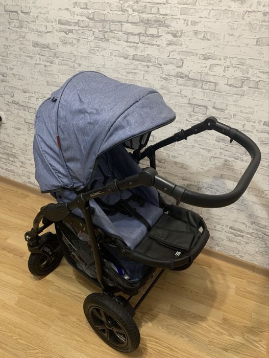 Детская коляска 3 в 1