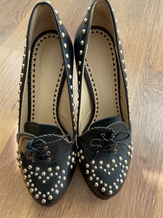 Продам оригинальные туфли MOSCHINO