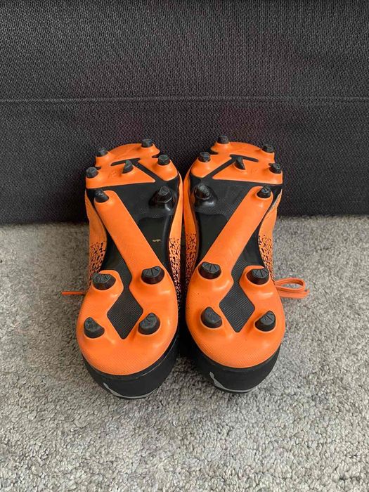 Продавам бутонки Puma Future Z 3.3