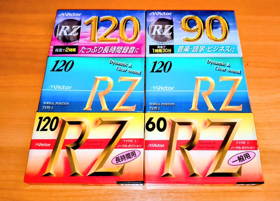 Аудиокассеты компании Victor RZ