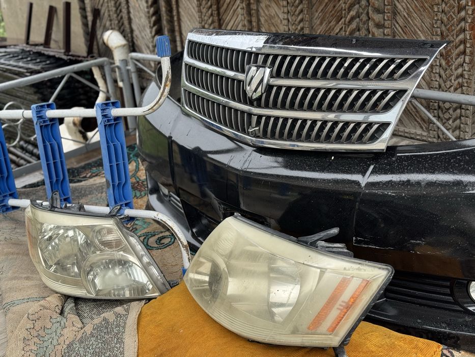 Alphard морда бампер фары решетка