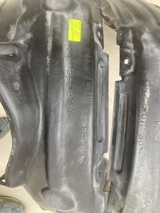 Подкалник/подкалници ляв и десен за тойота рав4/toyota rav4 00-05г