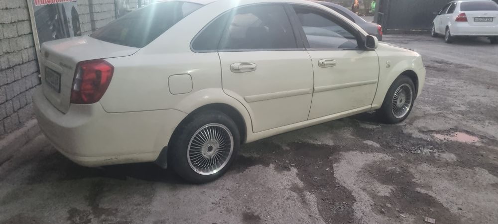 Other Lacetti / Gentra 2011