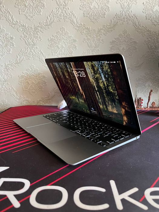 MacBook Air 13 M1 (2020) / 256GB