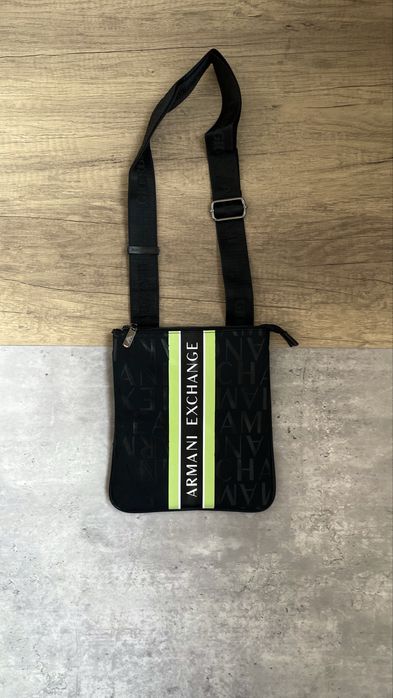 Продам новые барсетки