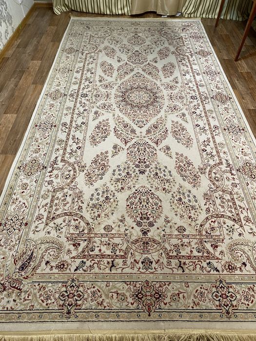 Продам ковер 200*400