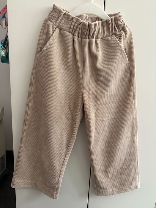 Дънки и панталони за 4/5 г момиченце